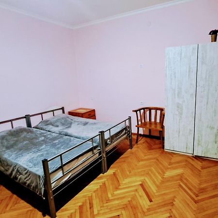 Apartment With A Nice Terrace In Old City Center Tbilisi Exterior foto