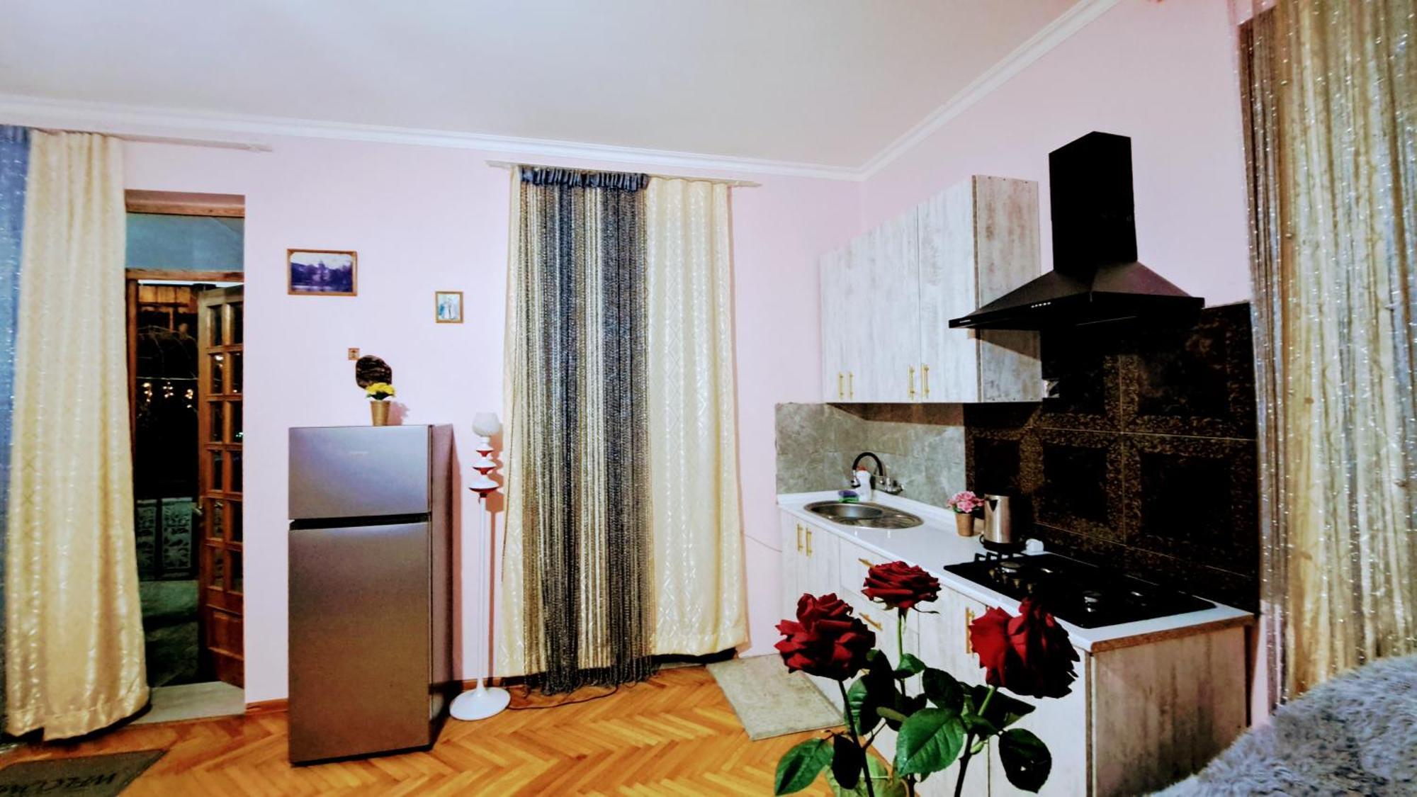 Apartment With A Nice Terrace In Old City Center Tbilisi Exterior foto